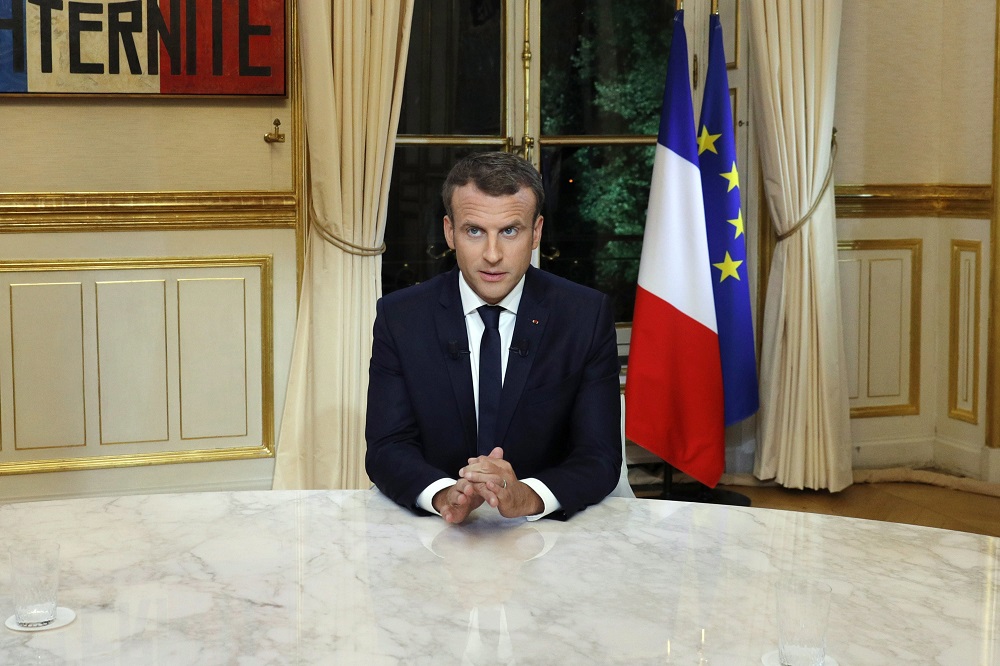 A francia elnök gyengülését mutatja az EU-csúcs