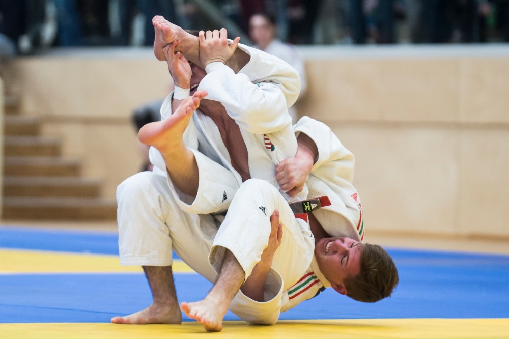 Negyvenhárom magyar a Papp László Arénában