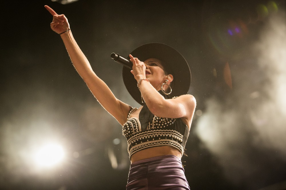 Zenéből sosem elég