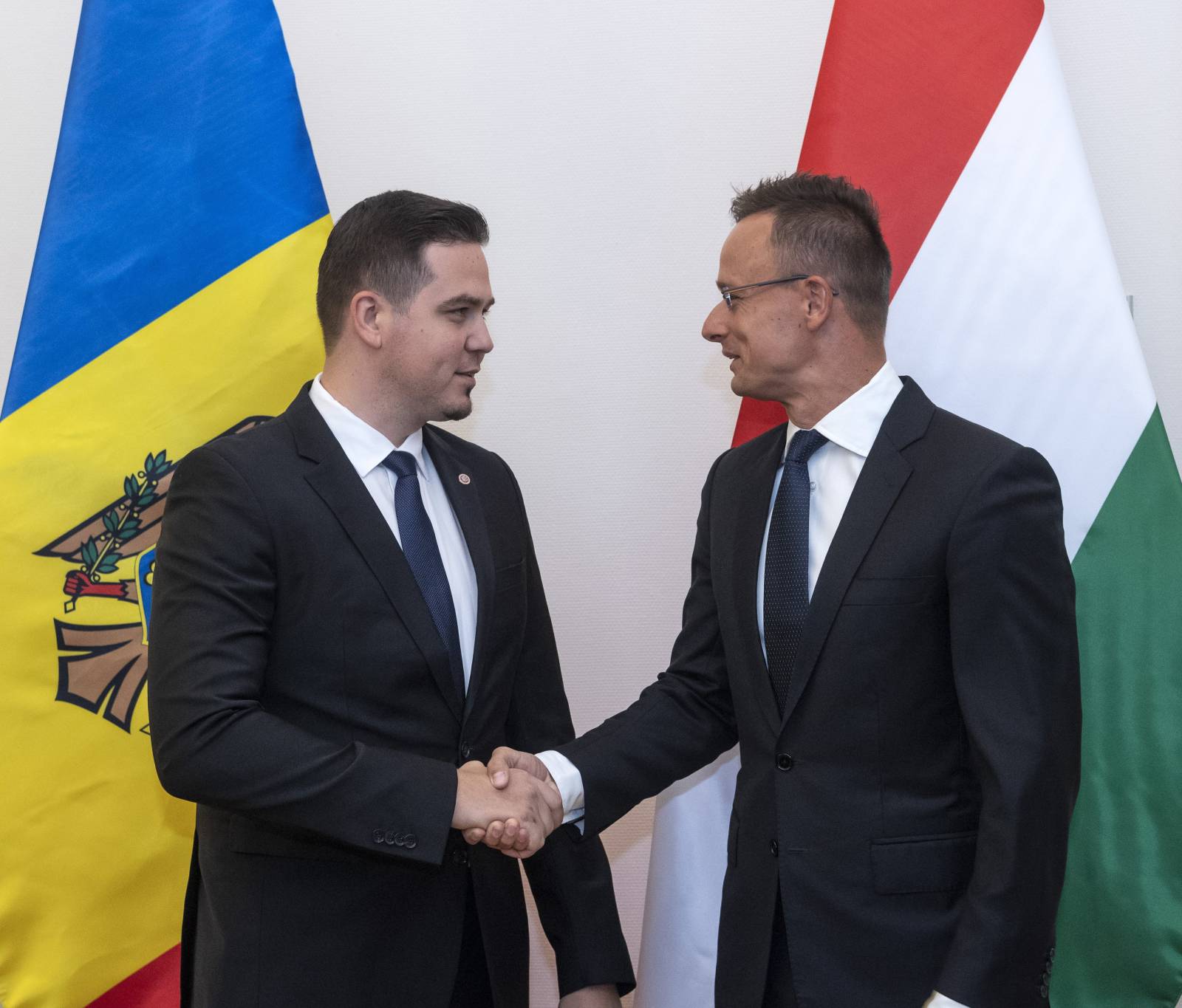 Fel kellene gyorsítani az EU bővítését