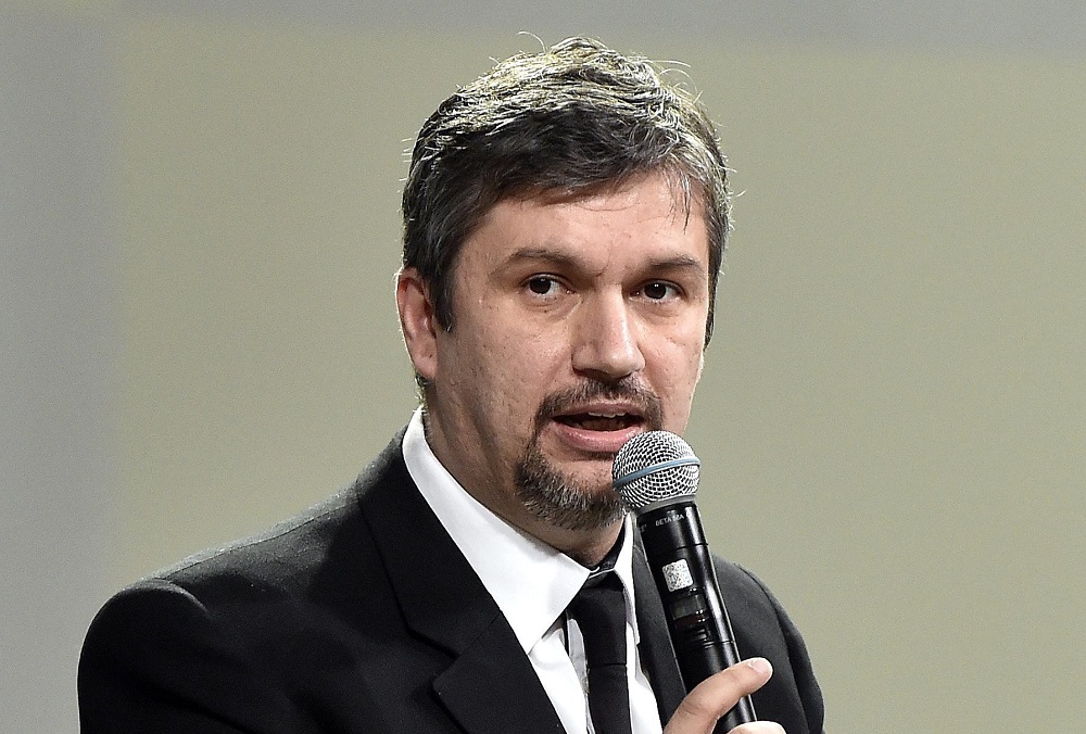 A pénznek is örülne Hadházy Ákos