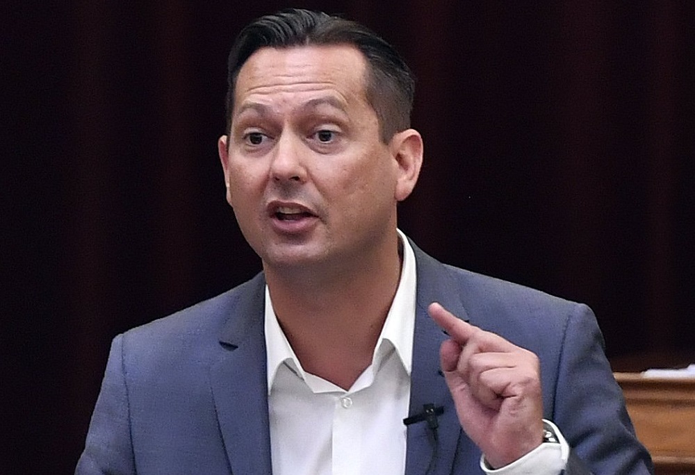 Nemzeti konzultációt követelnek a szocik