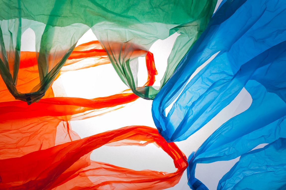 Az LMP a műanyag zacskók betiltásán munkálkodik