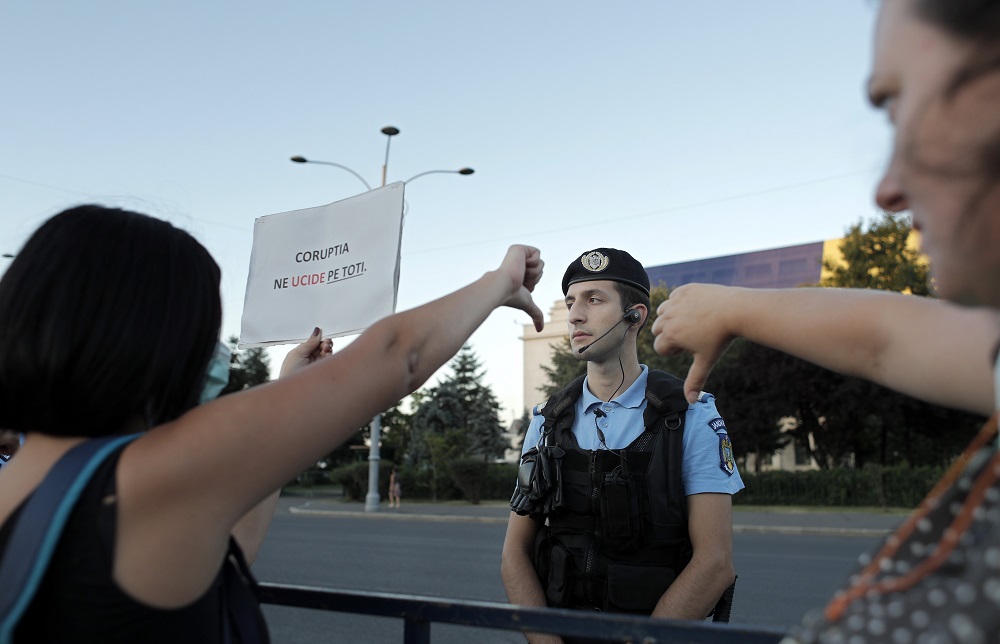 Koreográfia szerint haladnak a romániai tüntetések