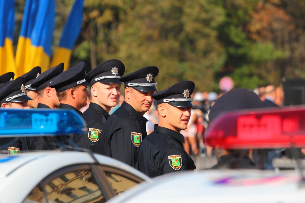 Ukrajna ellenséget keres