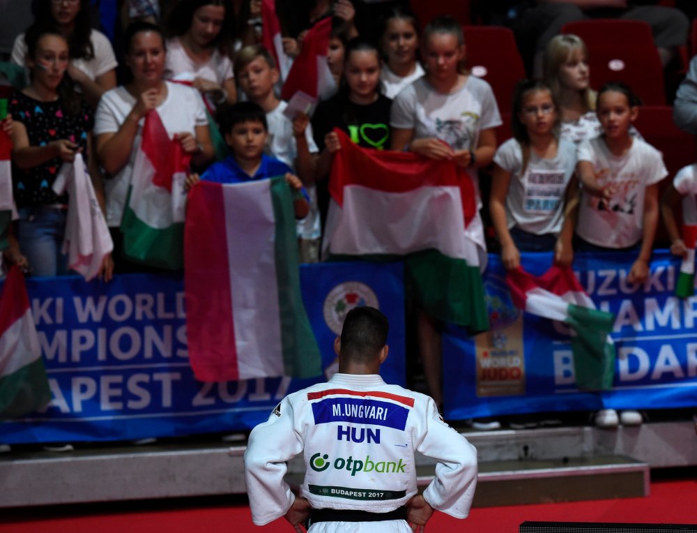 Arany és bronz a cselgáncs kvalifikációs versenyen