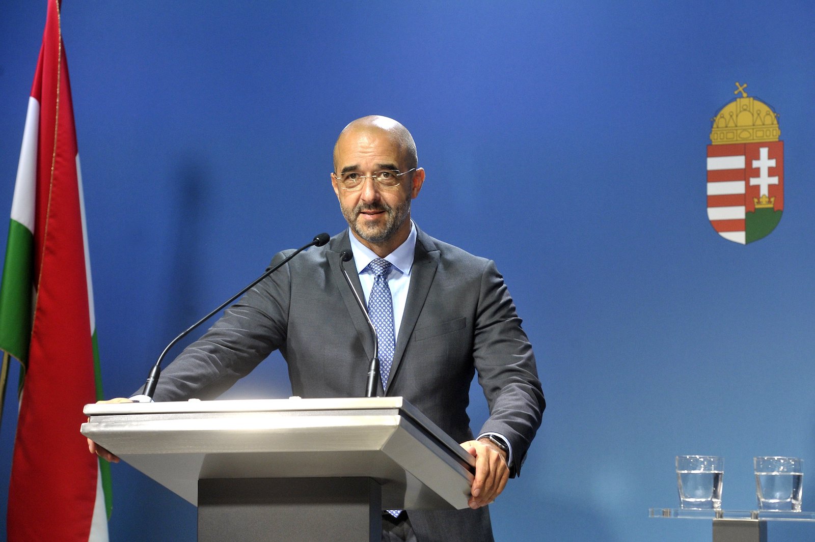 A nyugat-európai baloldal akarja kioktatni Kelet-Európát