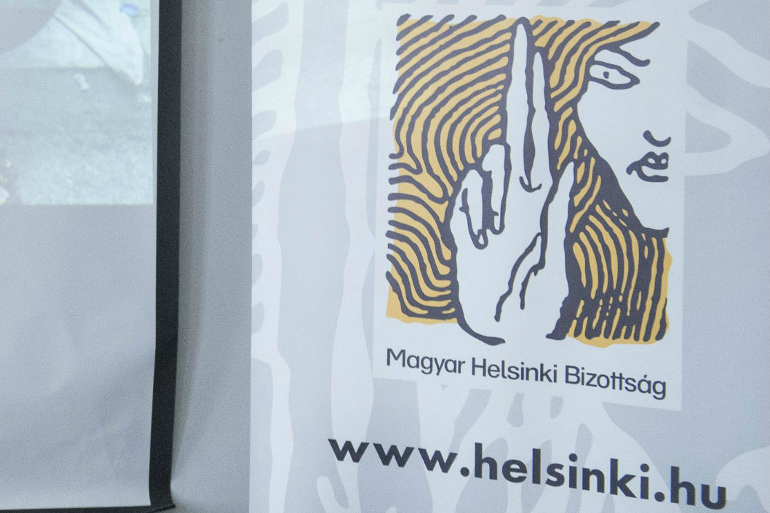 A Helsinki Bizottság nem fizet bevándorlási különadót