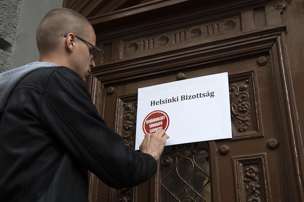 A NAV szigorúan ellenőrzi a különadó megfizetését