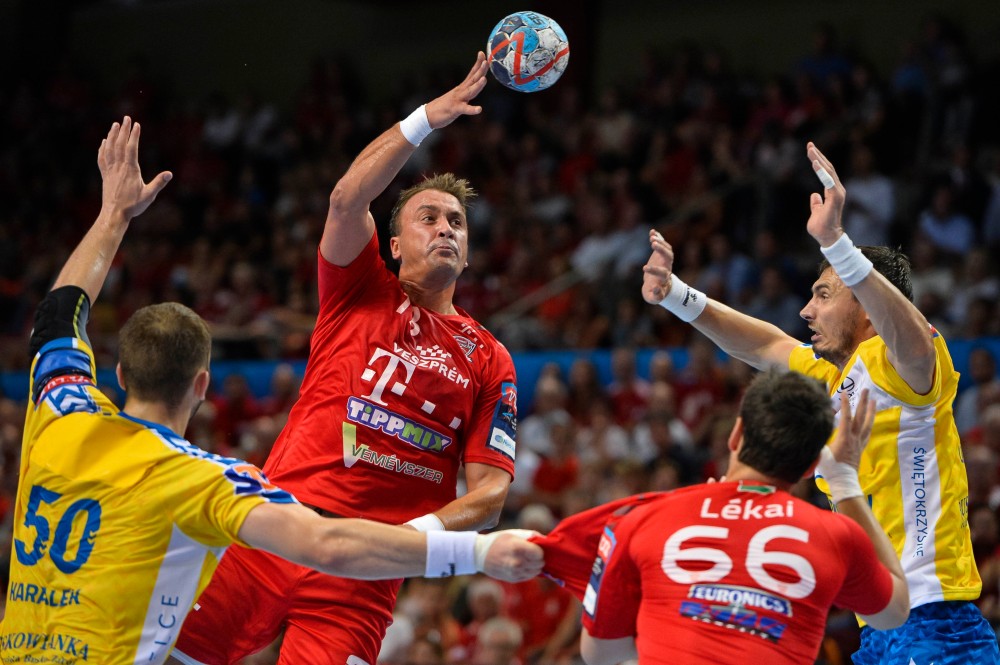 A tavalyi aranyérmest fogadja a Veszprém