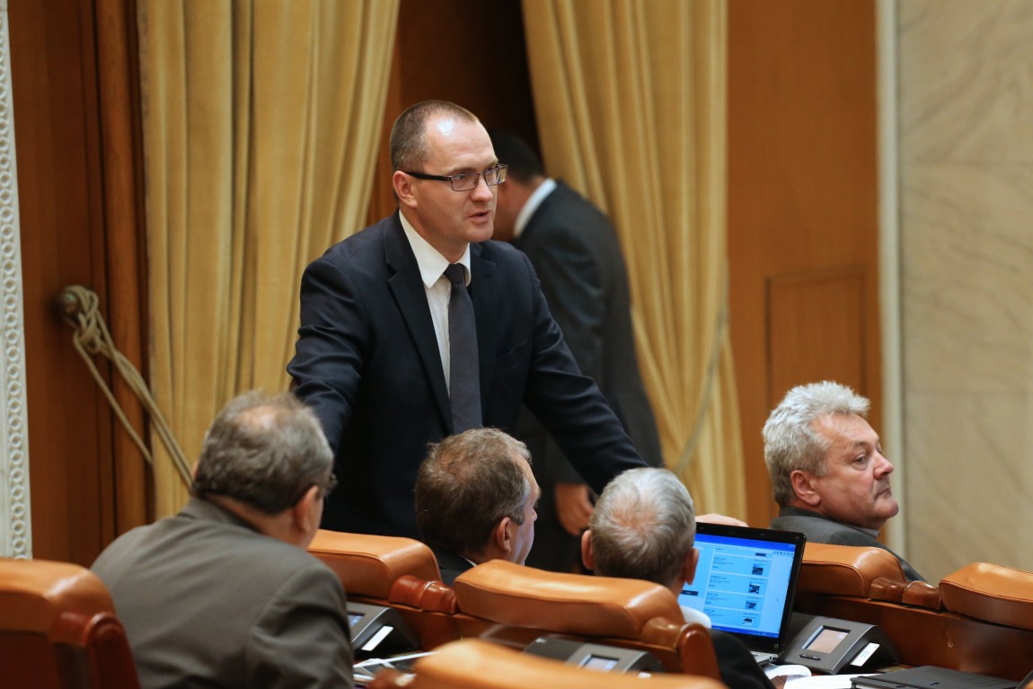 Rendezni kell a román nyelv oktatásának kérdését