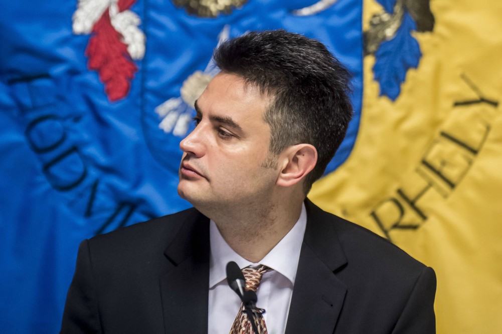 Márki-Zay adósságba sodorná a városát?