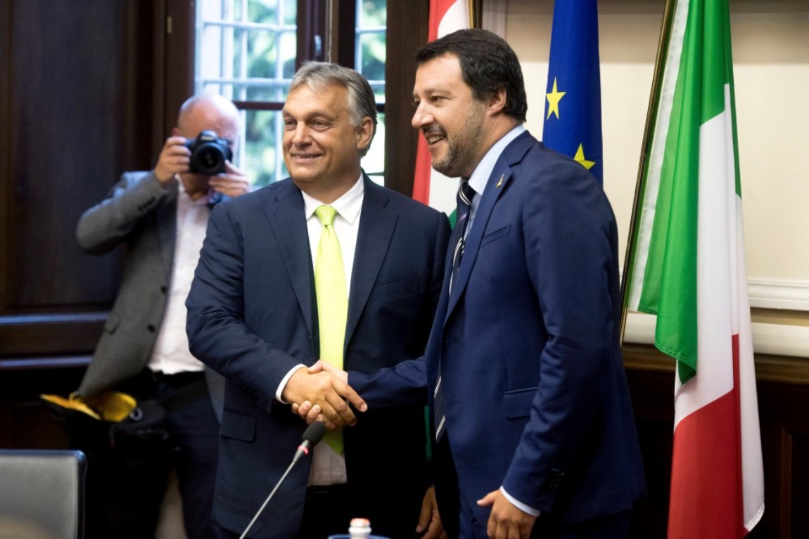 Matteo Salvini támogatásáról biztosította Orbán Viktort