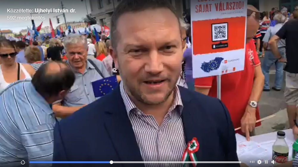 Ujhelyi jól megkapta: „egy hazaáruló féreg vagy”