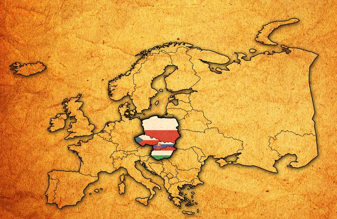 A V4-et bomlasztaná a cseh liberális napilap?