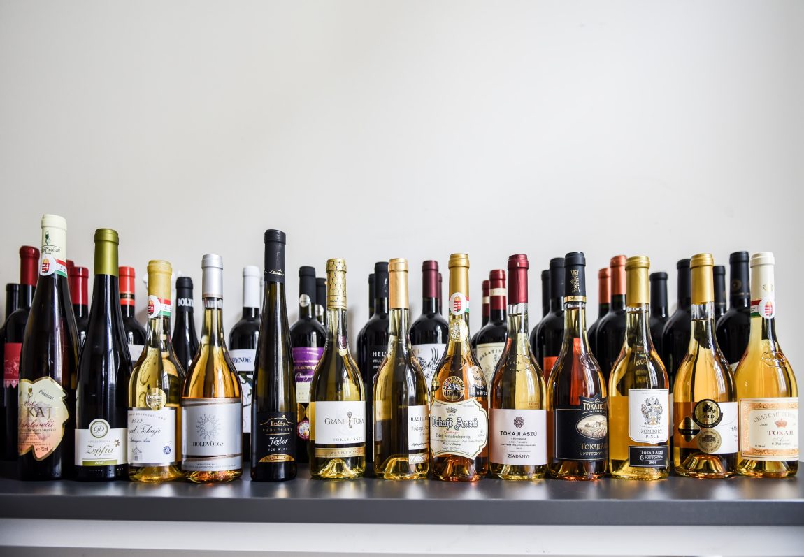 Száz bor, egy magazin