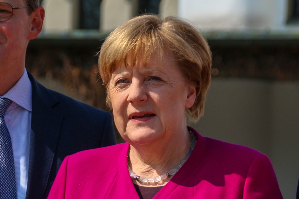 Biztos Angela Merkel megerősítése a CDU tisztségében