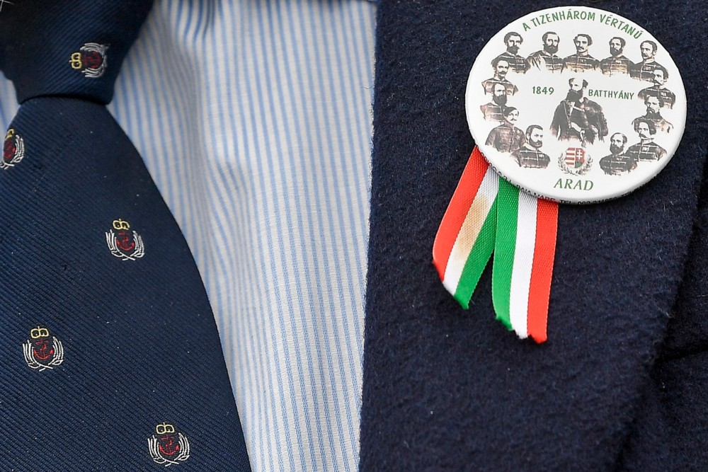 Elegen vannak, akik bíznak a megmaradásban