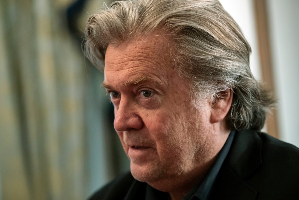 Bannon: Orbán Viktor hősies dolgot tett