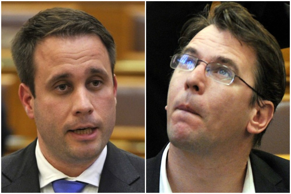 Gárdás oroszlán, pillangós tetkó és Heller Ágnes-kitűző