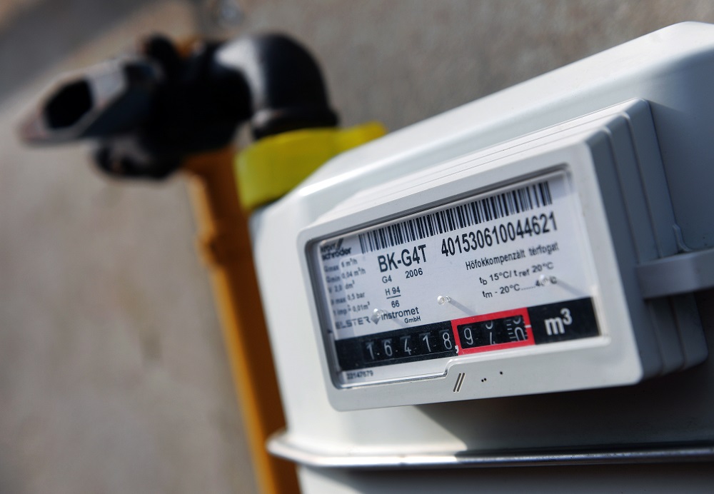 Kevesebb mint felére csökkent a lakossági közműtartozás