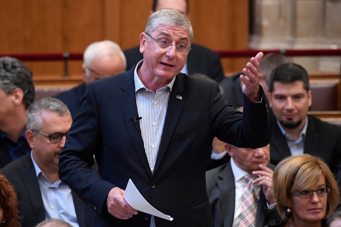 Ezt mondta az ellenzék a Sargentini-vitában