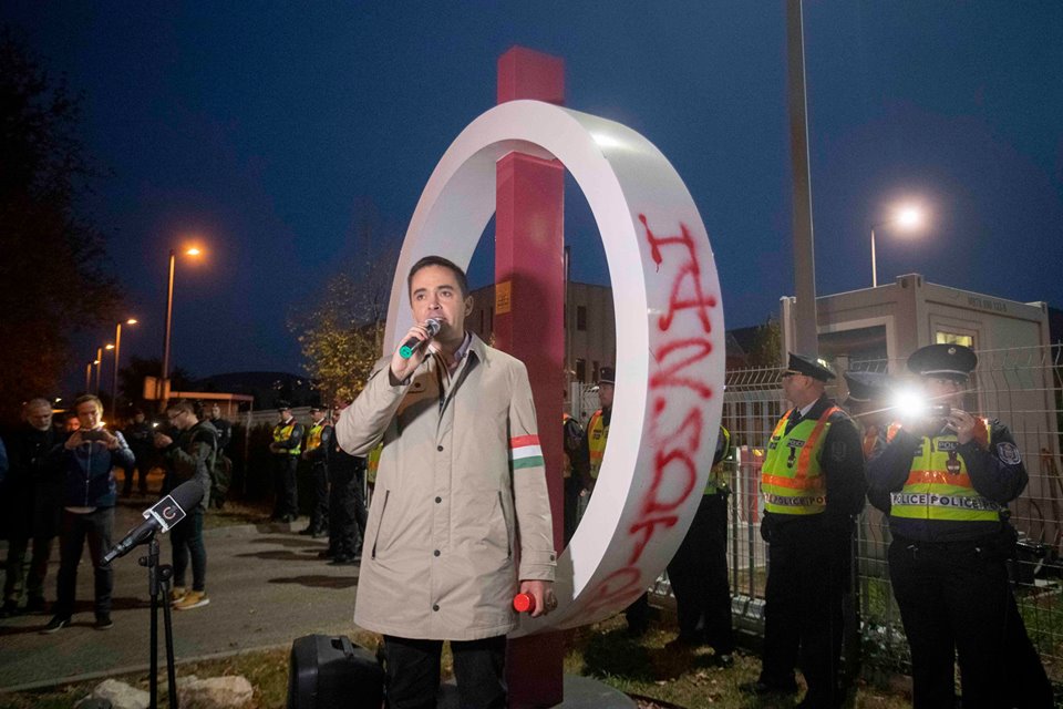 Volner név szerint ismeri a tüntetőket