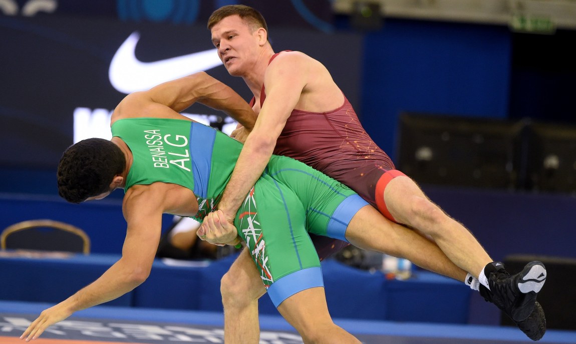 Korpási és Bácsi az elődöntőben