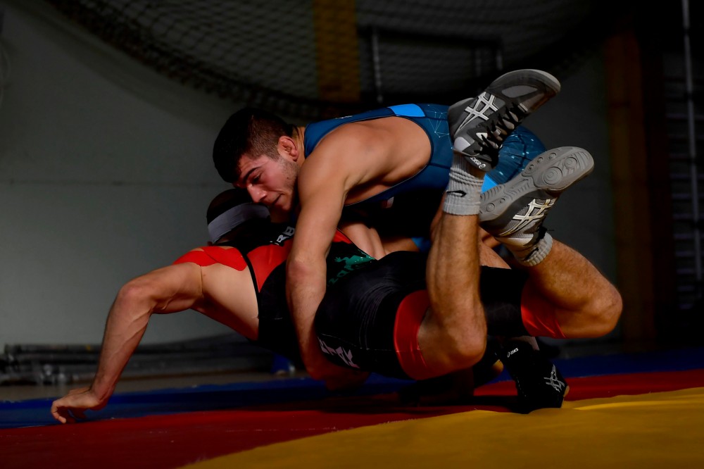 Hatalmas mezőny, bizakodó magyarok