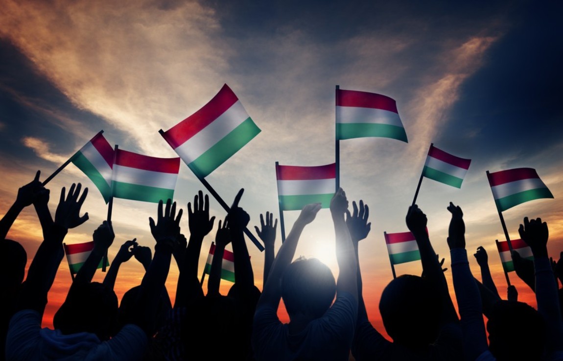 A november a nemzetpolitika hónapja