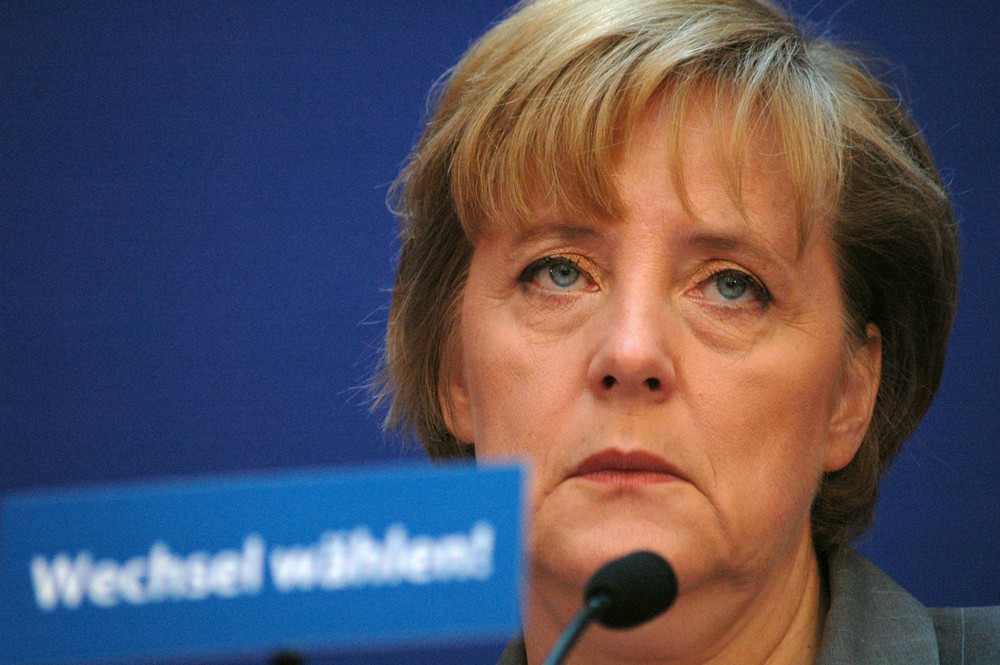 Ezért csökken Merkel népszerűsége