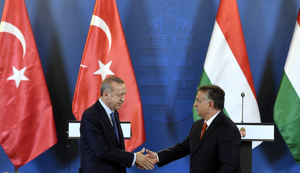 A magyar kormány az egyik legstabilabb Európában