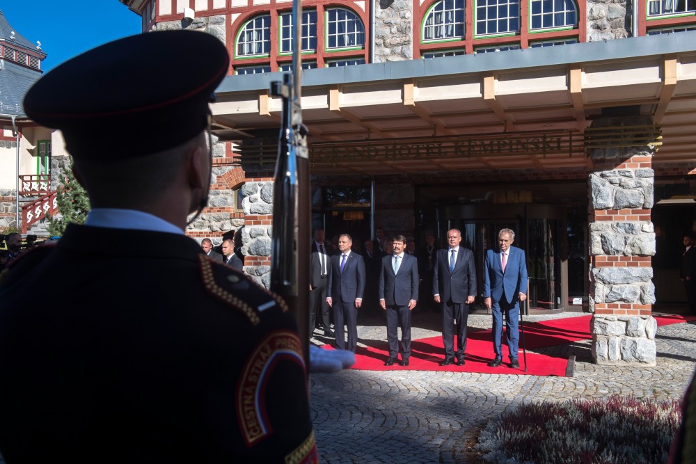 A V4 államfői Csorbatón találkoznak