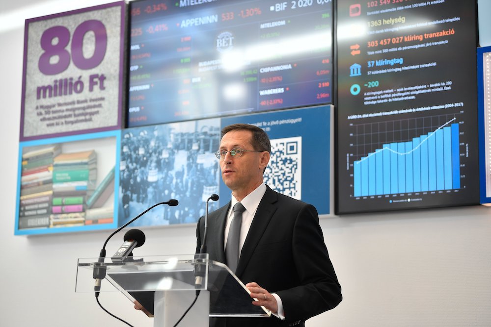 Pénzügyi labort adtak át a Debreceni Egyetemen