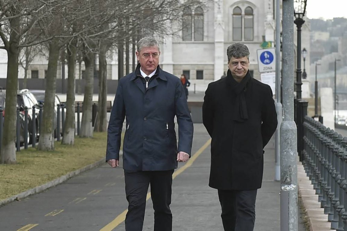 Gyurcsányék aggódnak a családokért