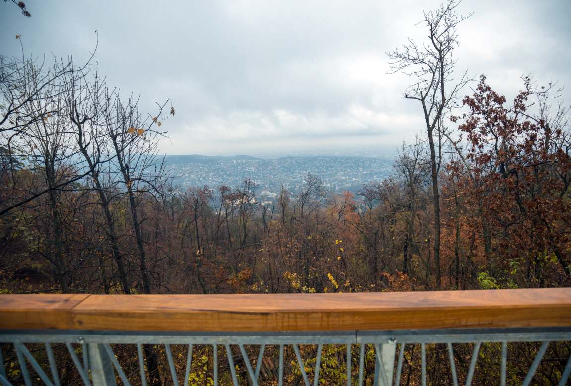 Megújult a János-hegyi libegő végállomása