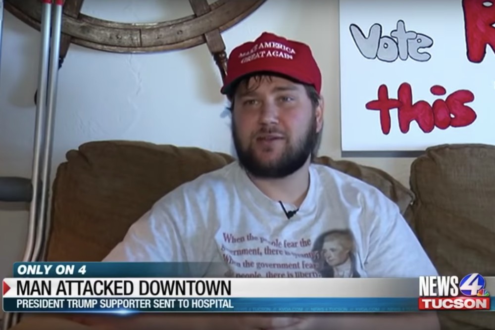 Veszélyes Trump-sapkát viselni