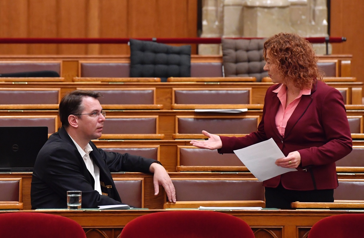 A Mirkóczki-paradoxon 