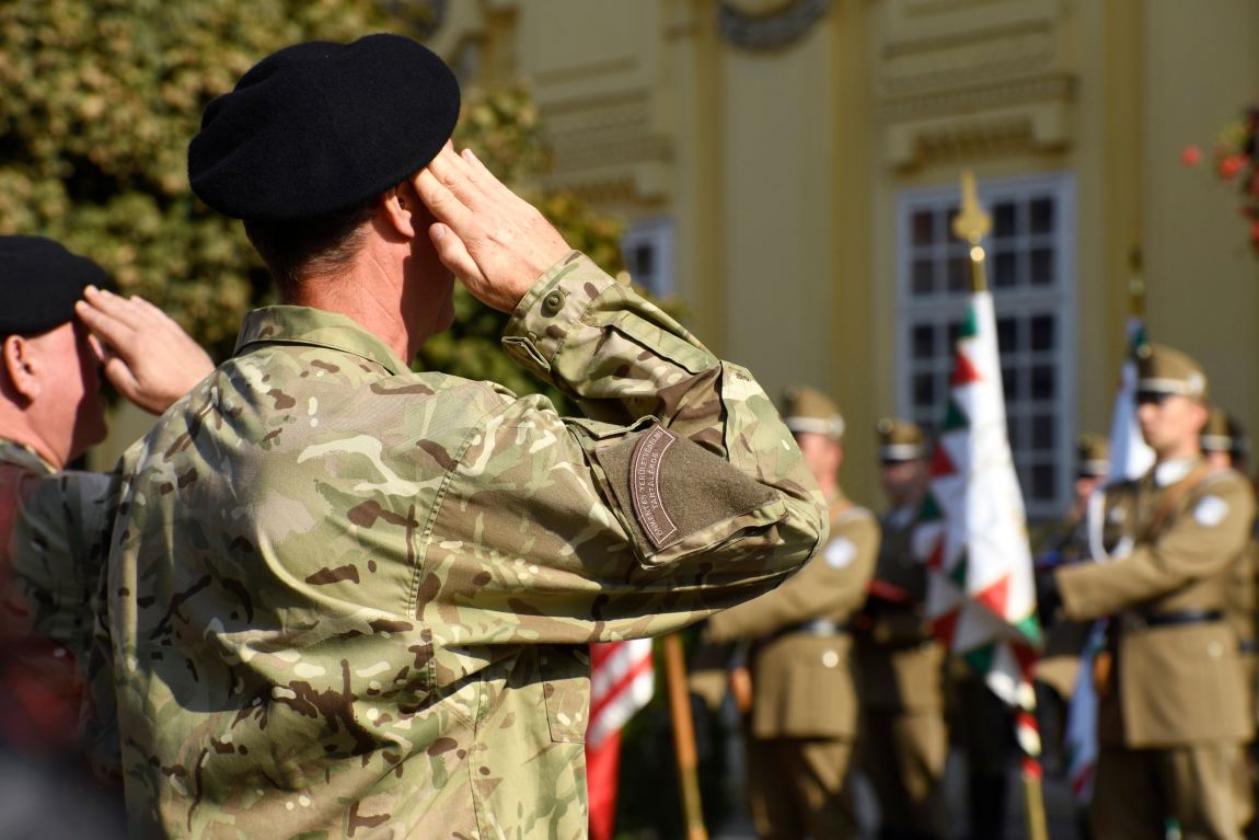 Kiemelt szerep a haza védelmében