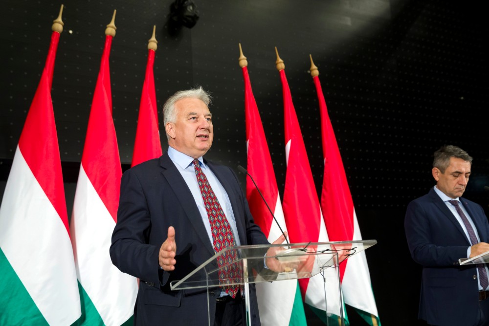 Csak a DK nem jelent meg a Máért ülésén