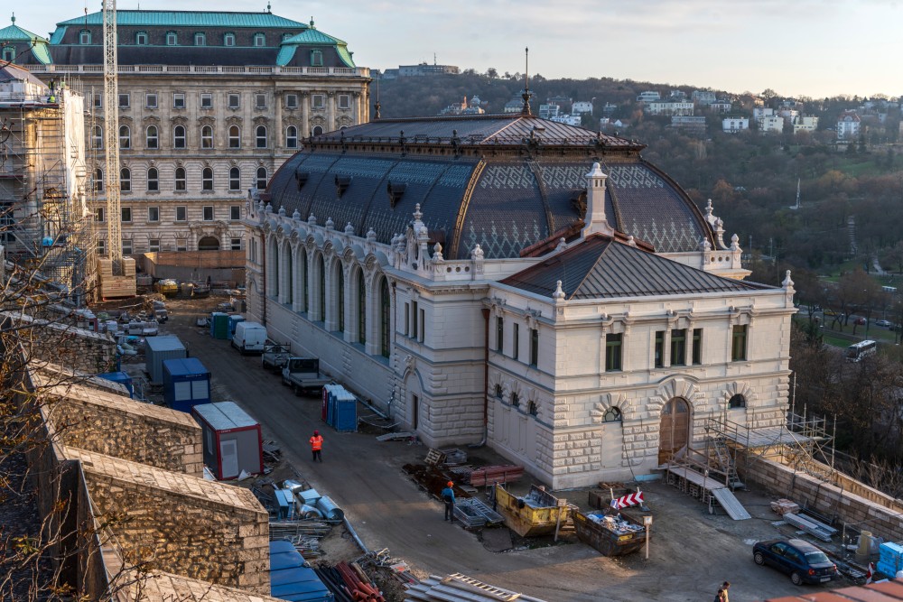 Korhű anyagokat használnak