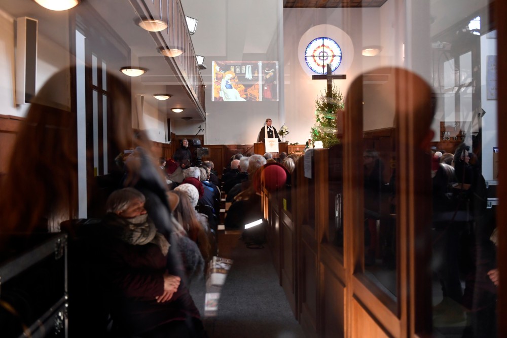 Isten ma is küld angyalokat