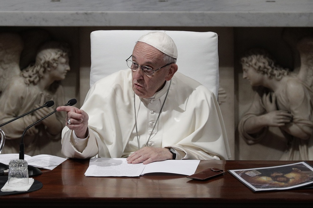 Ferenc pápa fáradhatatlannak tűnik