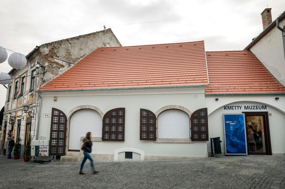 Megújult a szentendrei Kmetty Múzeum
