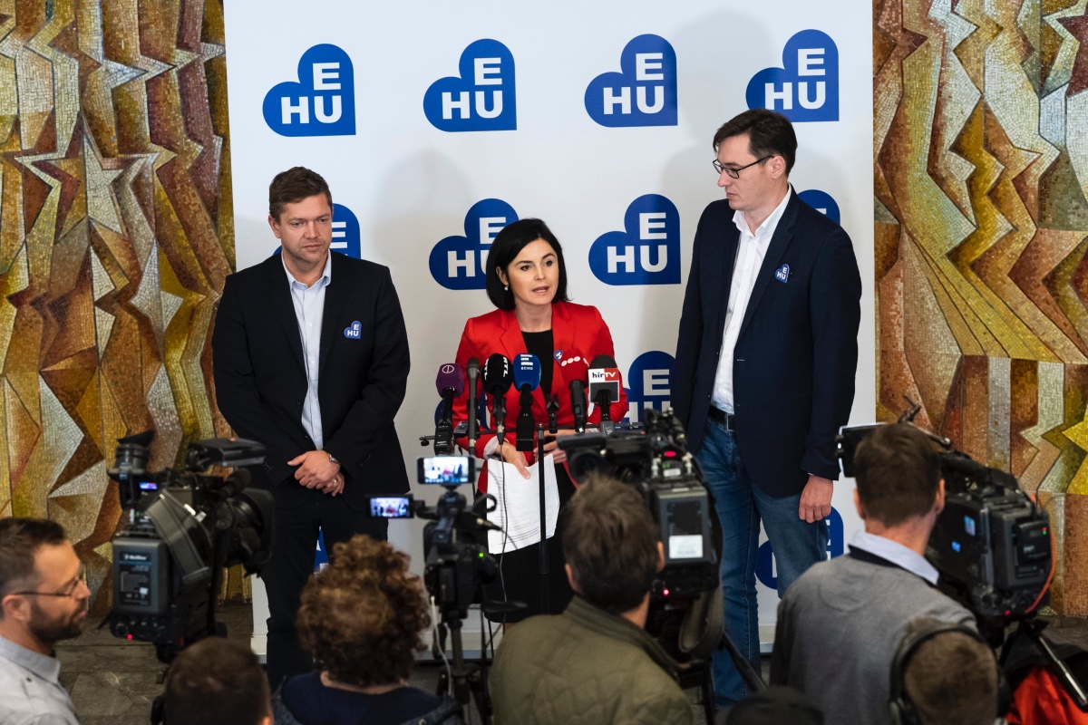 Politikai lepattanók