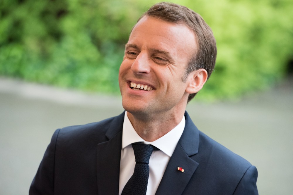 Bizalmatlansági indítvány a francia kormány ellen