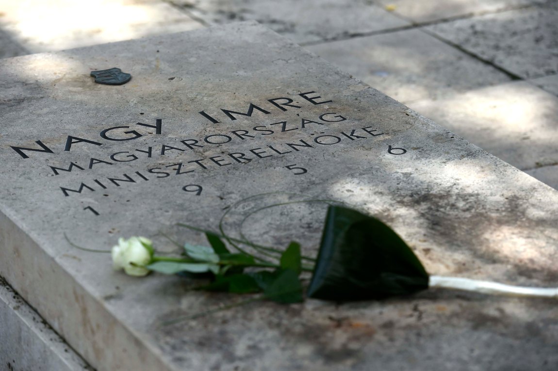 A jobboldal a nemzet mártírjának tartja Nagy Imrét