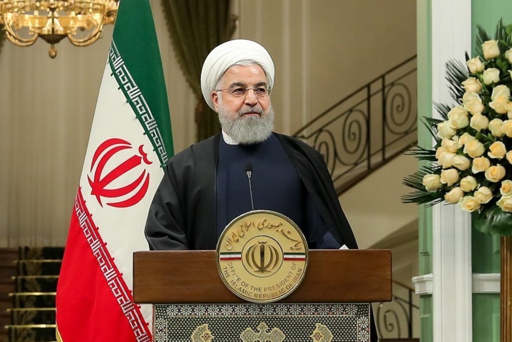 „Terroristák, drogok és menekültek fogják elárasztani a Nyugatot”