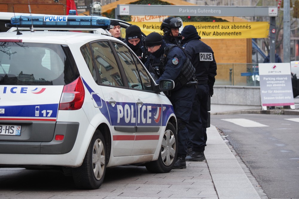 A tüntetések felfüggesztését kérik