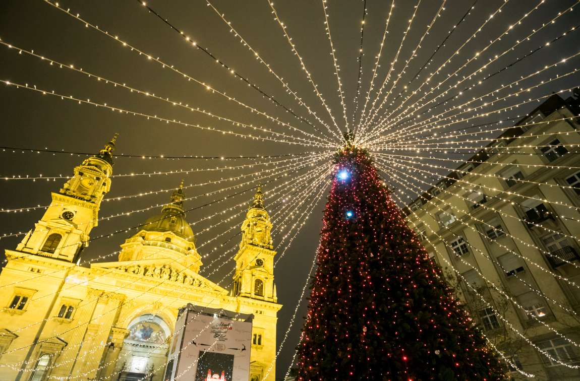 Ünnepi szentmise és istentisztelet